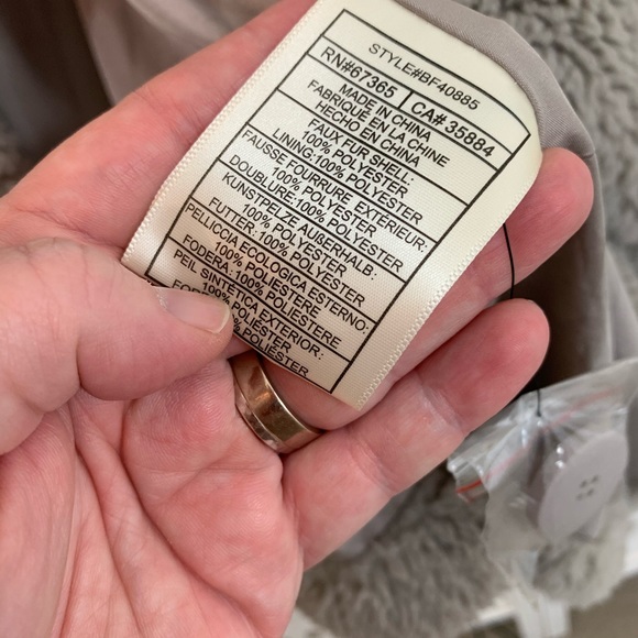 NWT BB Dakota Daylin Taupe Gray Faux Fur Coatigan - Picture 9 of 10